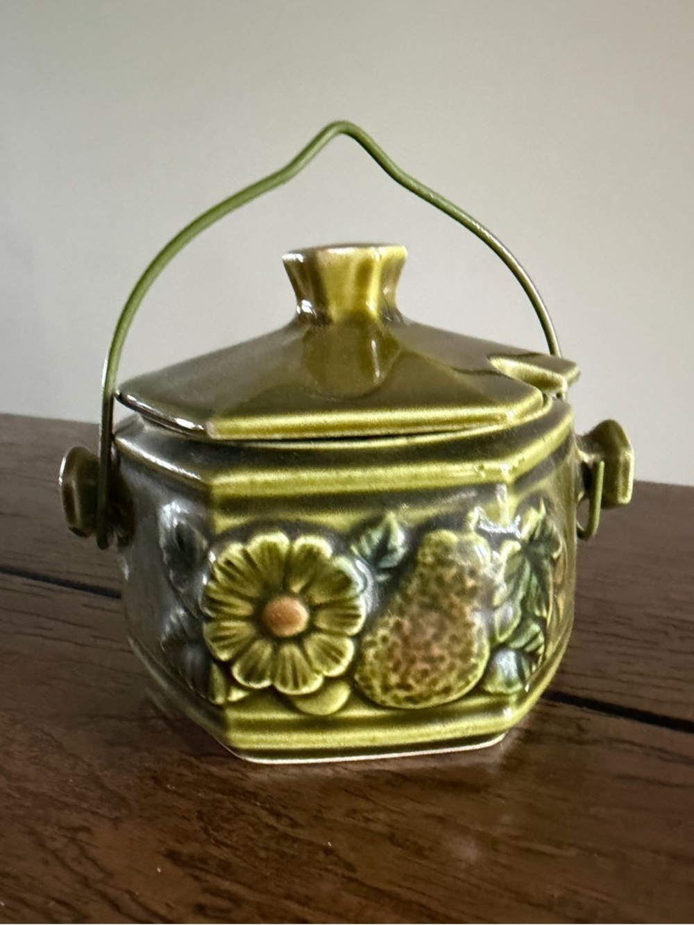 Retro Green Ceramic Sugar Bowl Olive Or Avocado Green Japan Lidded